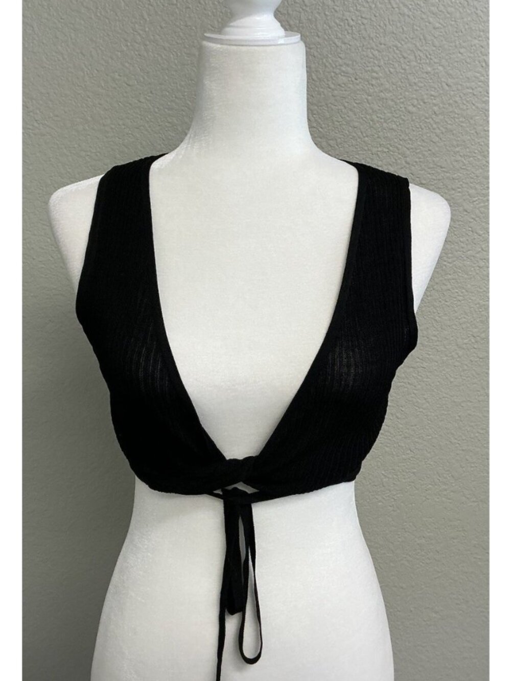 Monday Swimwear NWT Tie Front Crop Tank Florence Top Ribbed Size Medium